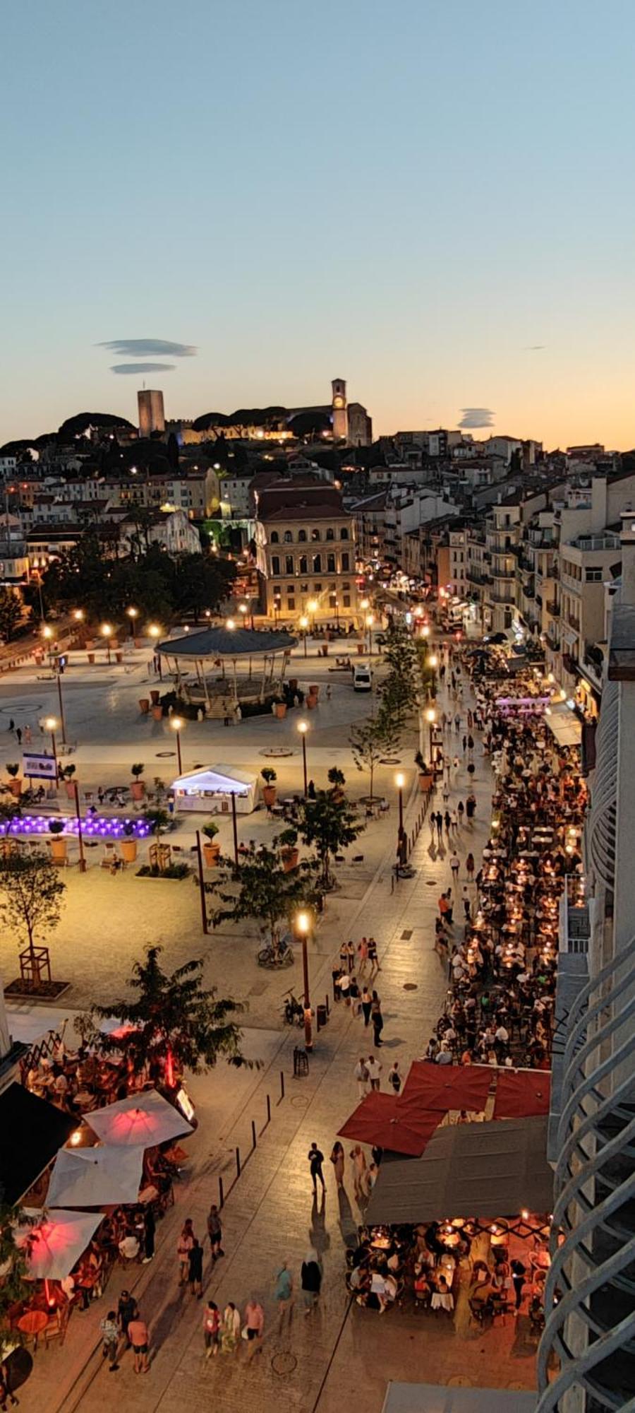 O Festival Palace, Terrace With Panoramic Sea View Cannes Exterior photo